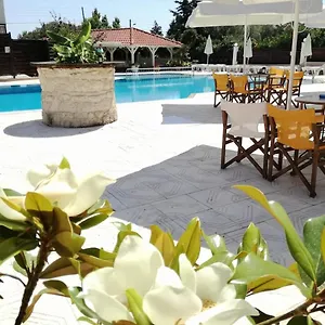 https://leonidas-studio-apartments.hotelschalkidiki.net