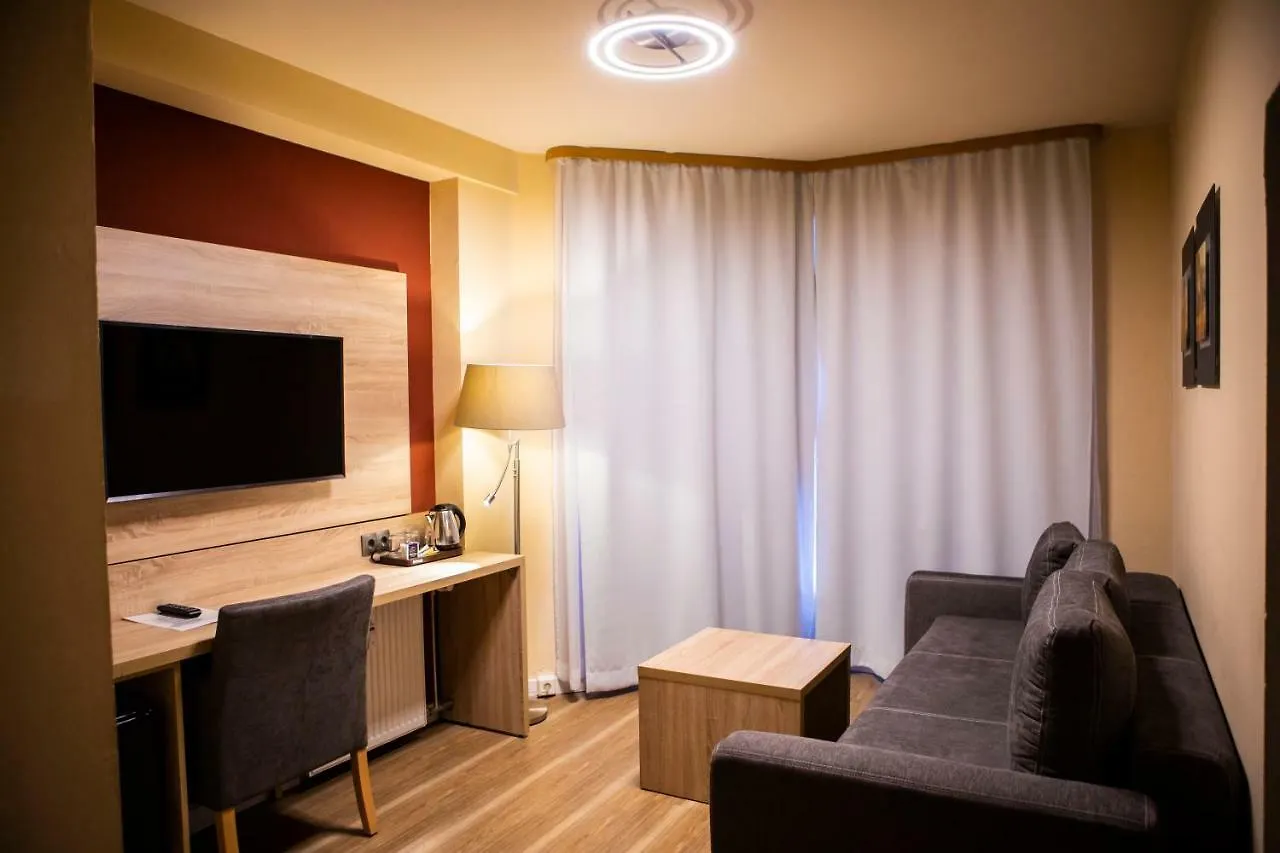 Blncty Hotel Berlin 2*,